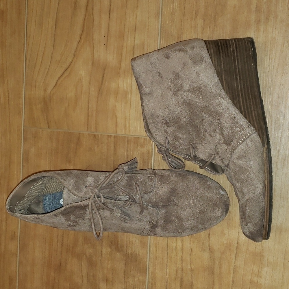 Sz 11 Dr Scholls wedge booties